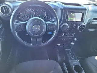 Jeep Wrangler Unlimited 2016 4x4 Sport S 4dr SUV