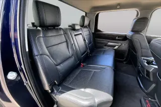 Toyota Tundra 2024 4x2 SR5 4dr CrewMax Cab Pickup SB