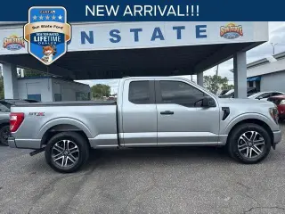 Ford F-150 2023 4x2 XL 4dr SuperCab 6.5 ft. SB