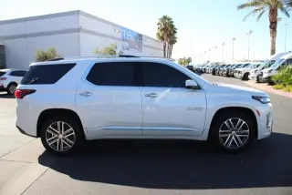 Chevrolet Traverse 2023 4x4 High Country 4dr SUV