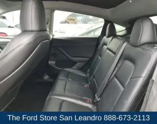Tesla Model Y 2025 Long Range 4dr Crossover