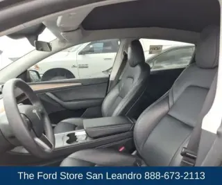 Tesla Model Y 2025 Long Range 4dr Crossover