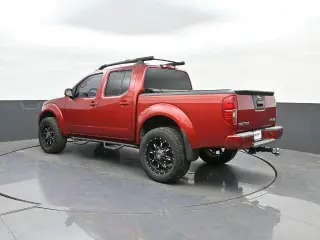 Nissan Frontier 2013 4x4 S 4dr Crew Cab 5 ft. SB Pickup 6M