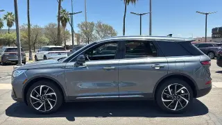 Lincoln Corsair 2023 Reserve 4dr SUV