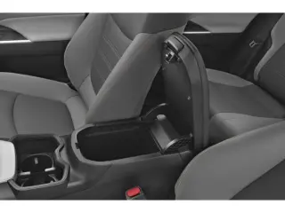 Toyota RAV4 2025 XLE 4dr SUV