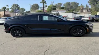 Ford Mustang Mach-E 2023 AWD Premium 4dr SUV