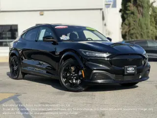 Ford Mustang Mach-E 2023 AWD Premium 4dr SUV