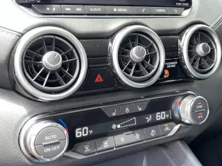 Nissan Sentra 2025 SV 4dr Sedan