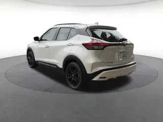 Nissan Kicks 2023 SR 4dr Crossover