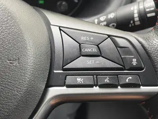 Nissan Kicks 2023 SR 4dr Crossover