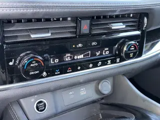 Nissan Rogue 2023 AWD SL 4dr Crossover