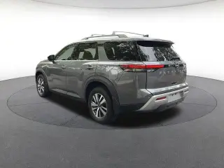 Nissan Pathfinder 2025 SL 4dr SUV