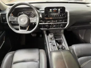 Nissan Pathfinder 2024 SL 4dr SUV