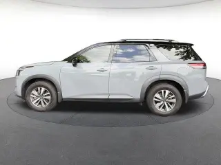 Nissan Pathfinder 2024 SL 4dr SUV