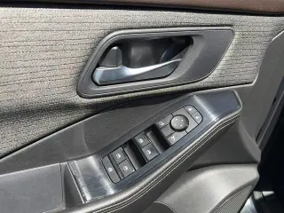Nissan Rogue 2022 AWD SV 4dr Crossover