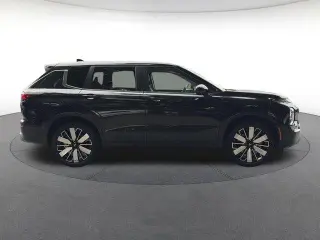 Mitsubishi Outlander 2025 SE 4dr SUV