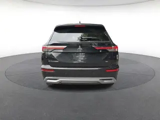 Mitsubishi Outlander 2025 SE 4dr SUV