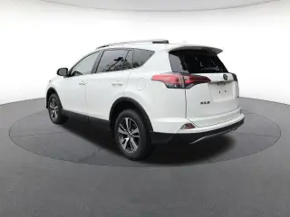 Toyota RAV4 2018 XLE 4dr SUV