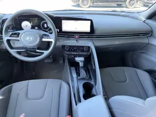 Hyundai ELANTRA 2024 SEL 4dr Sedan
