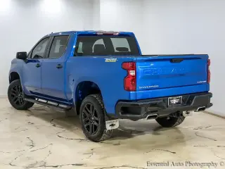 Chevrolet Silverado 1500 2023 4x4 Custom Trail Boss 4dr Crew Cab 5.8 ft. SB