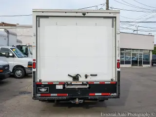 GMC Savana 2022 3500 2dr 177 in. WB Cutaway Chassis