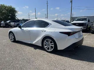 Lexus IS 300 2023 4dr Sedan