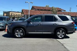 Honda Pilot 2024 EX-L 4dr SUV w/Rear Captain's Chairs