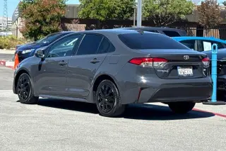 Toyota Corolla 2024 LE 4dr Sedan