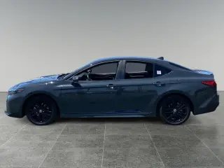 Toyota Camry 2025