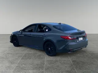 Toyota Camry 2025