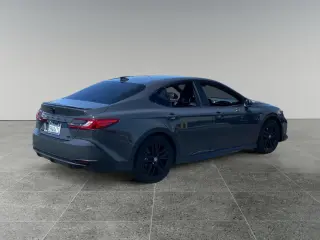 Toyota Camry 2025