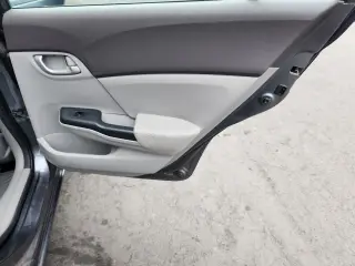 Honda Civic 2012 LX 4dr Sedan 5A