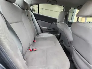 Honda Civic 2012 LX 4dr Sedan 5A