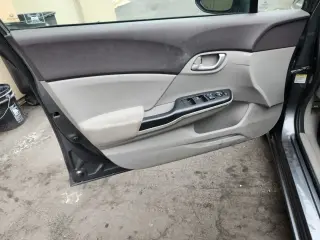 Honda Civic 2012 LX 4dr Sedan 5A