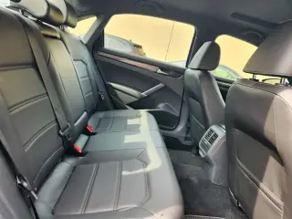 Volkswagen Passat 2021 R-Line 4dr Sedan
