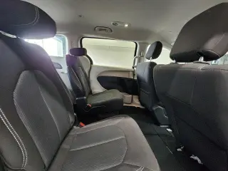 Chrysler Voyager 2023 LX 4dr Mini-Van