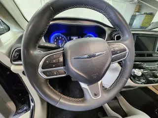 Chrysler Voyager 2023 LX 4dr Mini-Van