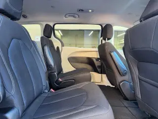 Chrysler Voyager 2023 LX 4dr Mini-Van