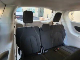 Chrysler Voyager 2023 LX 4dr Mini-Van