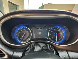 Chrysler Pacifica 2018 Touring Plus 4dr Mini-Van