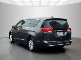 Chrysler Pacifica 2018 Touring Plus 4dr Mini-Van