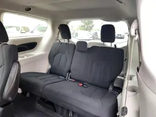 Chrysler Pacifica 2018 Touring Plus 4dr Mini-Van