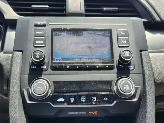 Honda Civic 2017 LX 4dr Sedan CVT