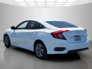 Honda Civic 2017 LX 4dr Sedan CVT