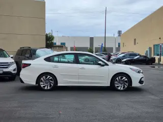 Subaru Legacy 2024 AWD Limited 4dr Sedan