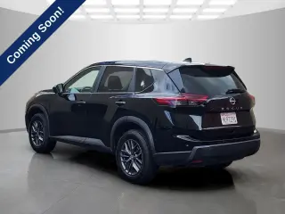 Nissan Rogue 2024 S 4dr Crossover