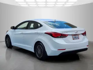 Hyundai ELANTRA 2016 SE 4dr Sedan 6M (US)