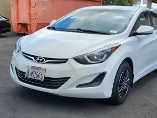 Hyundai ELANTRA 2016 SE 4dr Sedan 6M (US)