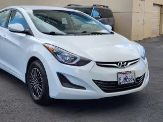 Hyundai ELANTRA 2016 SE 4dr Sedan 6M (US)