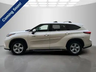 Toyota Highlander Hybrid 2021 LE 4dr SUV